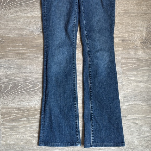 L'AGENCE Ruth High Rise Straight Jeans in Venus 24 - Picture 6 of 14
